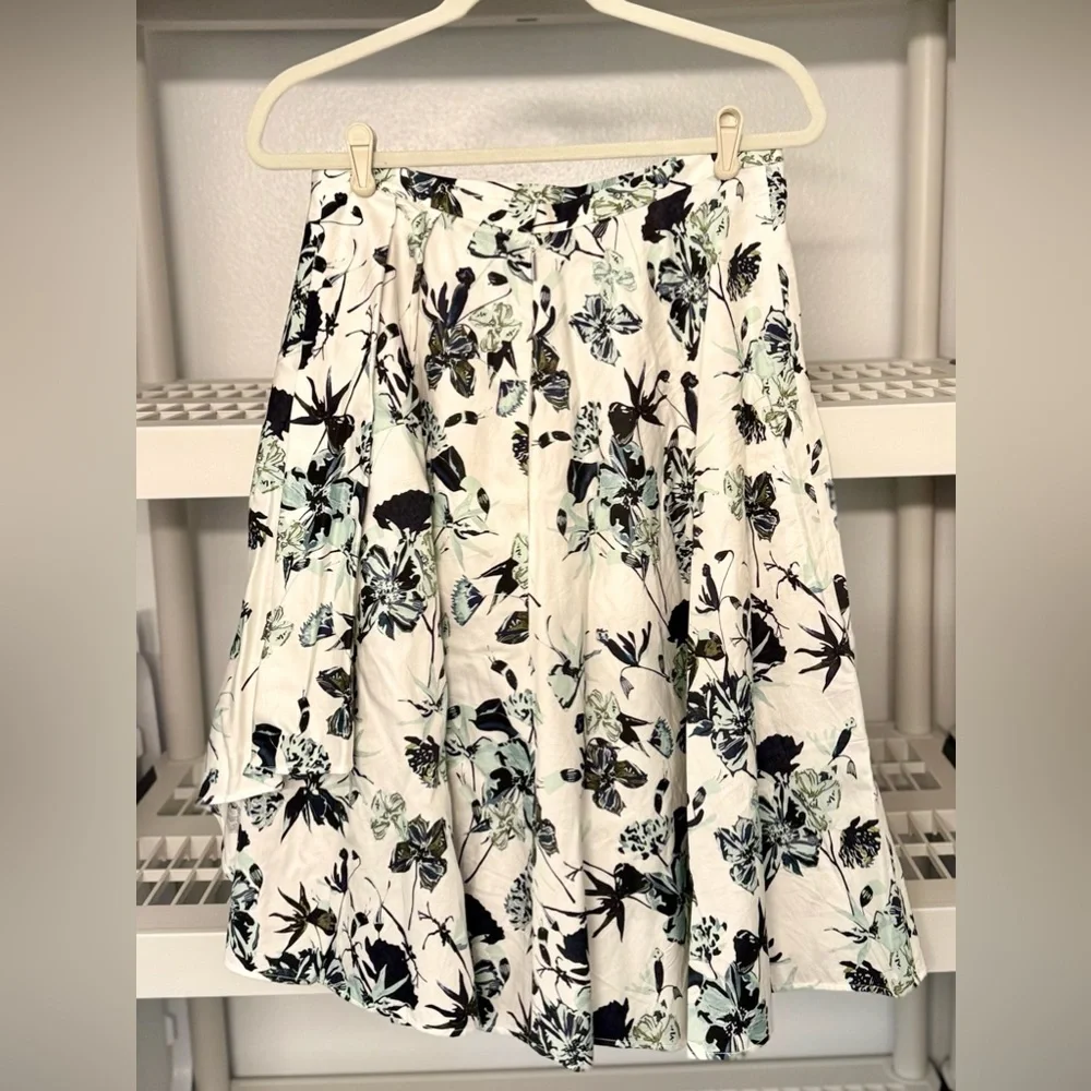 Jason Wu Floral Print Knee Length Skirt Ruffle Embellishment Slit Pockets Size 8